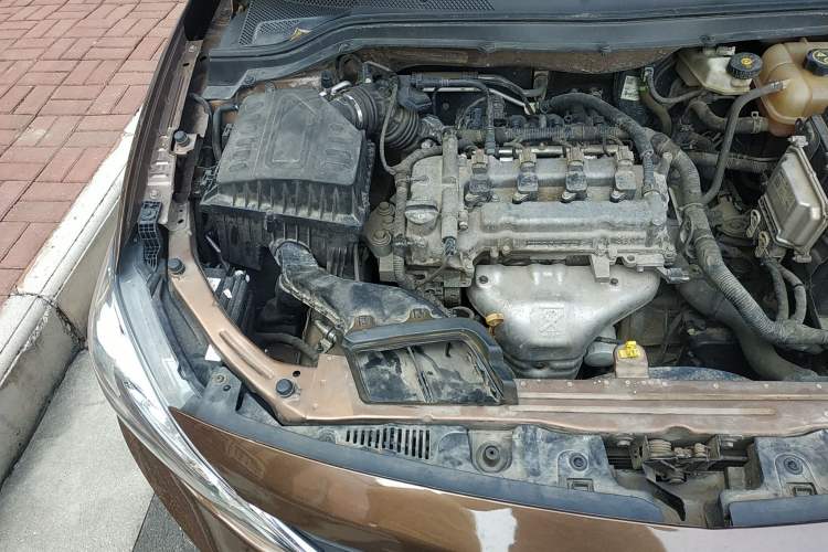 Used Chevrolet Cavalier 2016 1.5L Automatic Xinyue Edition Engine Bay Right