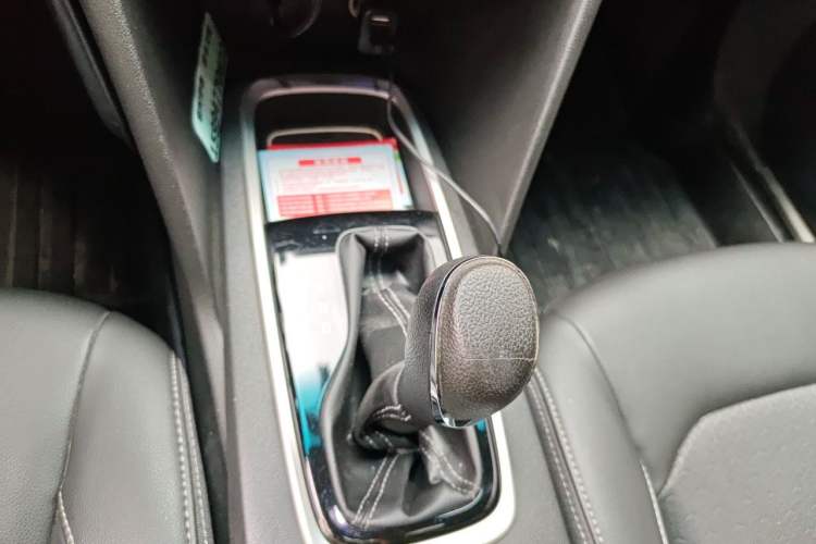 Used Chevrolet Cavalier 2016 1.5L Automatic Xinyue Edition Gear Lever