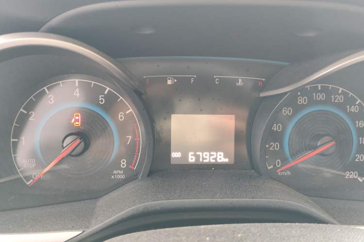 Used Chevrolet Cavalier 2016 1.5L Automatic Xinyue Edition Odometer Close Up