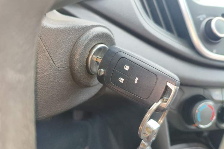 Used Chevrolet Cavalier 2016 1.5L Manual Xinyue Edition Vehicle Key