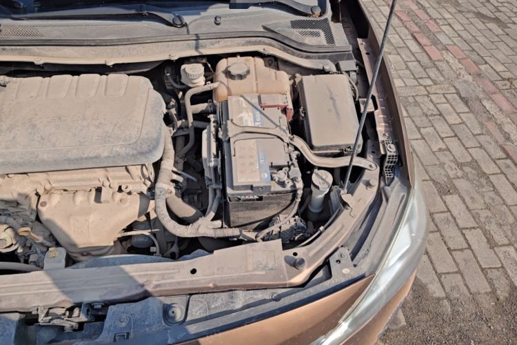 Used Chevrolet Cavalier 2016 1.5L Manual Xinyue Edition Engine Bay Left