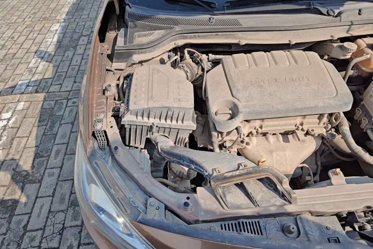 Used Chevrolet Cavalier 2016 1.5L Manual Xinyue Edition Engine Bay Right