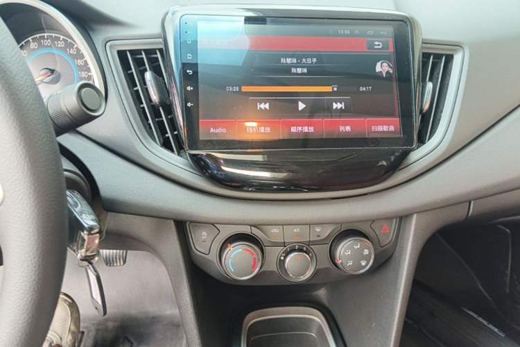 Used Chevrolet Cavalier 2016 1.5L Manual Xinyue Edition Audio And AC Panel