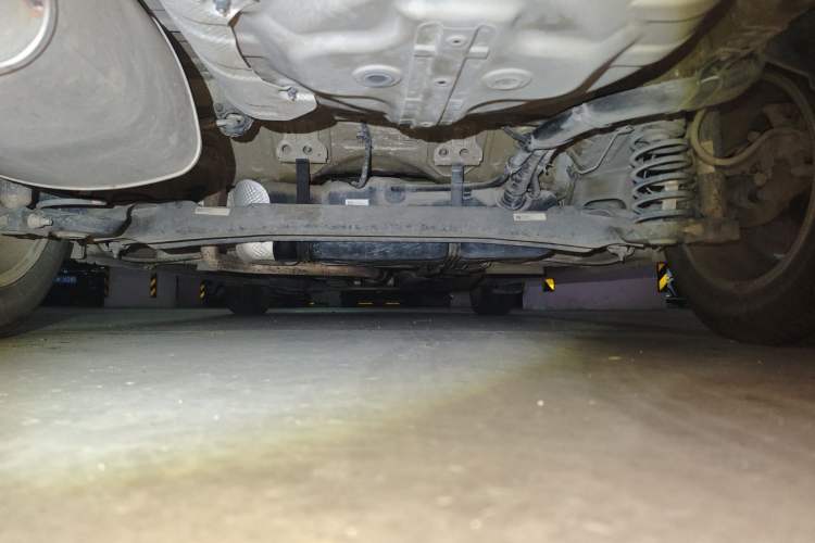 Used Chevrolet Cavalier 2016 1.5L Automatic Xinyue Edition Chassis Rear