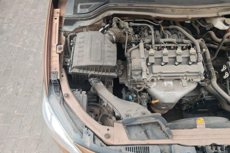 Used Chevrolet Cavalier 2016 1.5L Automatic Xinyue Edition Engine Bay Right
