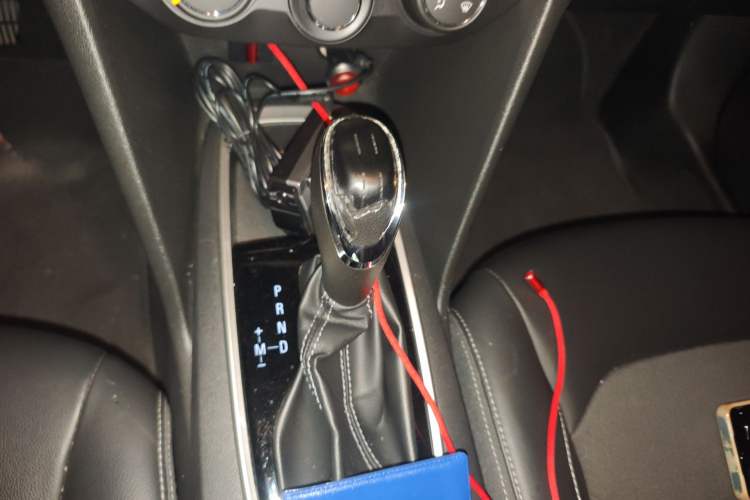 Used Chevrolet Cavalier 2016 1.5L Automatic Xinyue Edition Gear Lever