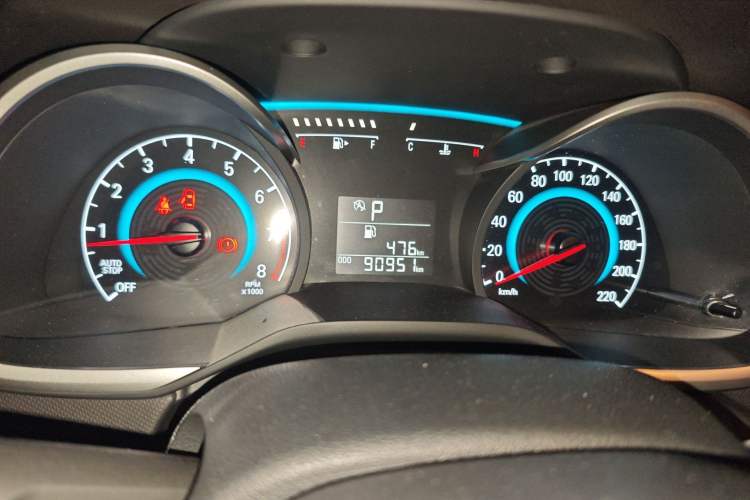 Used Chevrolet Cavalier 2016 1.5L Automatic Xinyue Edition Odometer Close Up