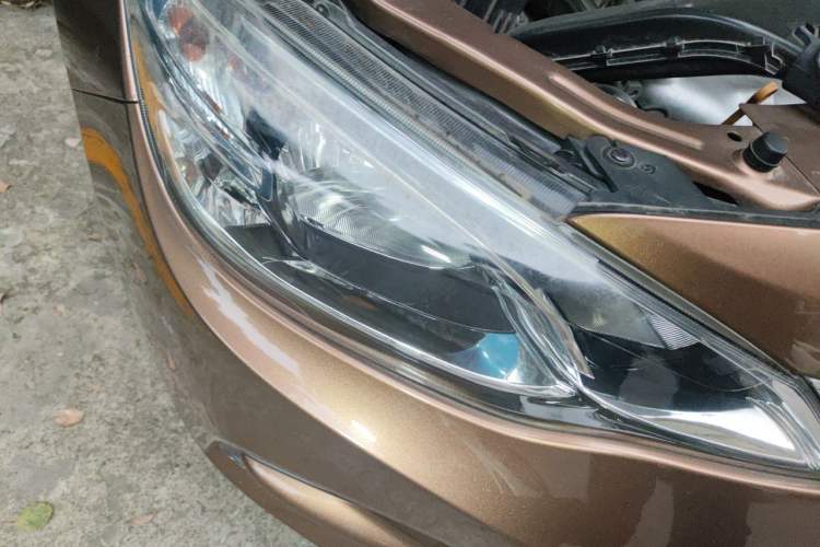 Used Chevrolet Cavalier 2016 1.5L Automatic Enjoyment Edition Right Front Headlight
