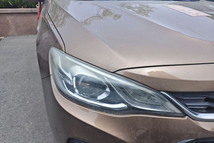 Used Chevrolet Cavalier 2016 1.5L Manual Xinyue Edition Right Front Headlight