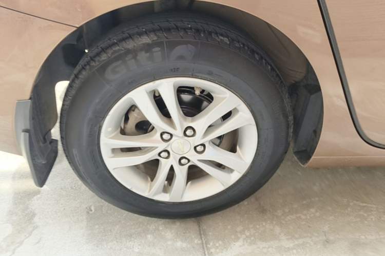 Used Chevrolet Cavalier 2016 1.5L Manual Xinyue Edition Right Rear Wheel Hub