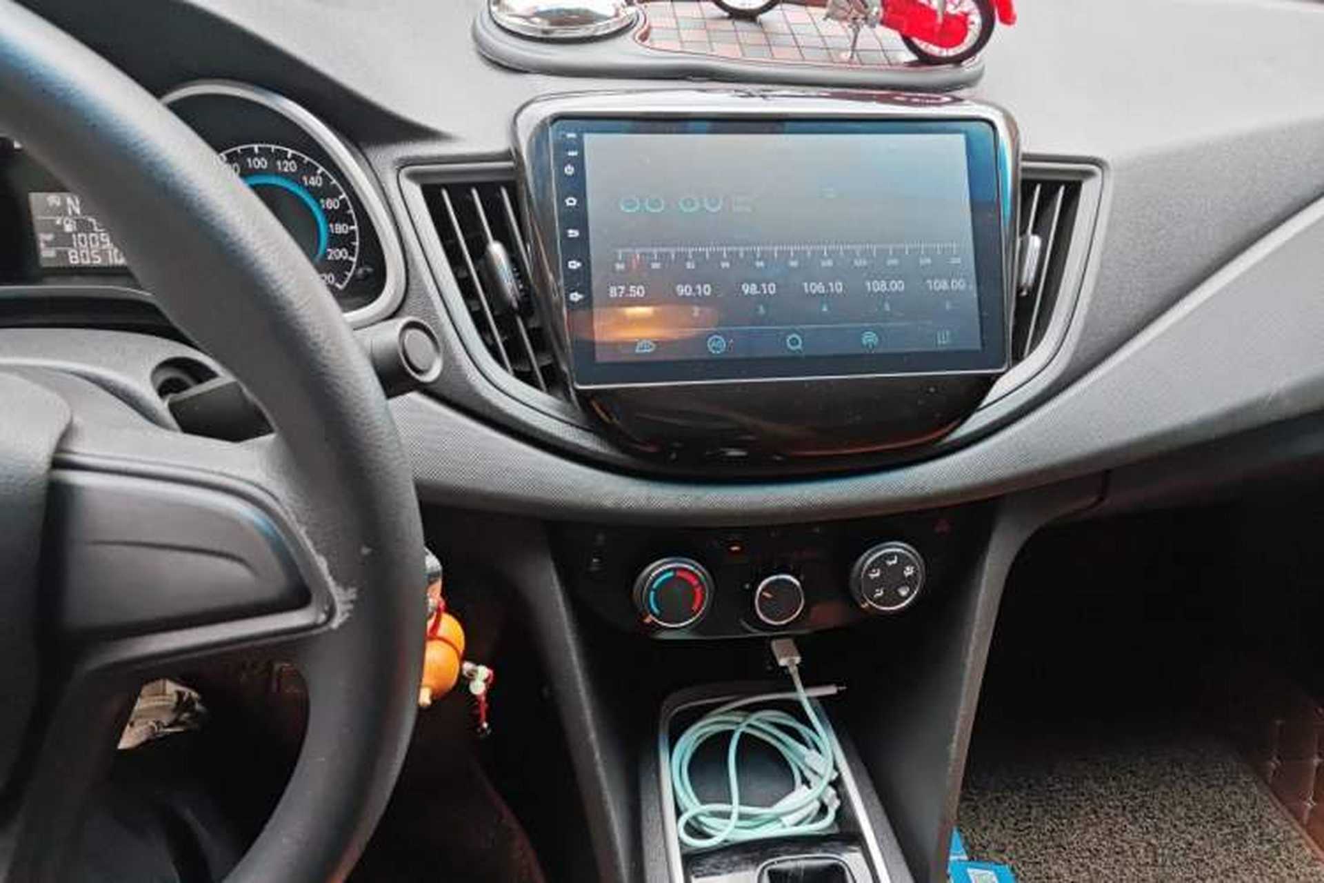Used Chevrolet Cavalier 2016 1.5L Automatic Xinyue Edition Audio And AC Panel