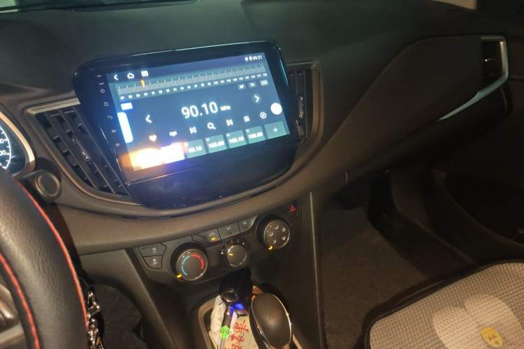 Used Chevrolet Cavalier 2016 1.5L Automatic Xinyue Edition Audio And AC Panel