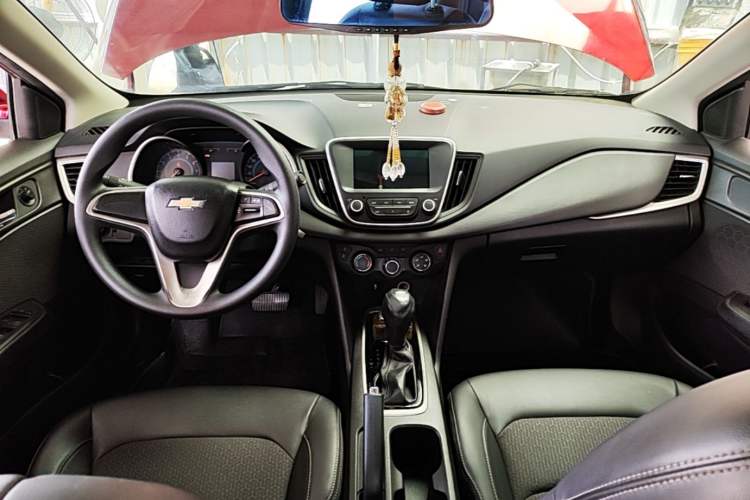 Used Chevrolet Cavalier 2016 1.5L Automatic Xinyue Edition Center Console