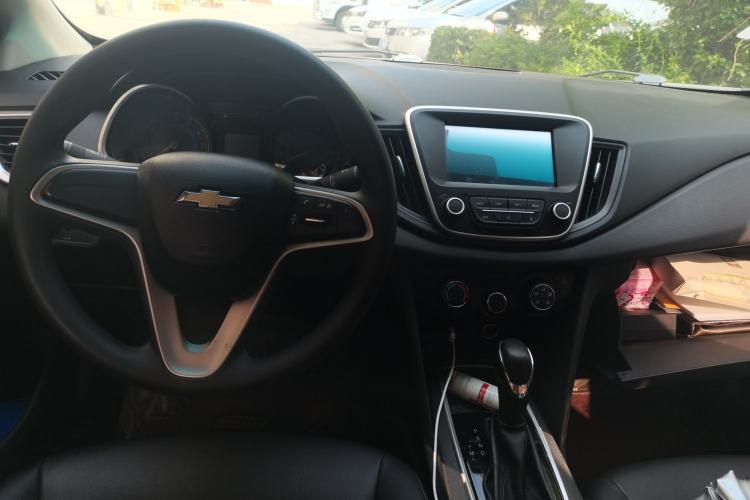 Used Chevrolet Cavalier 2016 1.5L Automatic Xinyue Edition Center Console