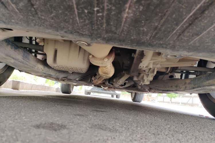 Used Chevrolet Cavalier 2016 1.5L Manual Xinyue Edition Chassis Front