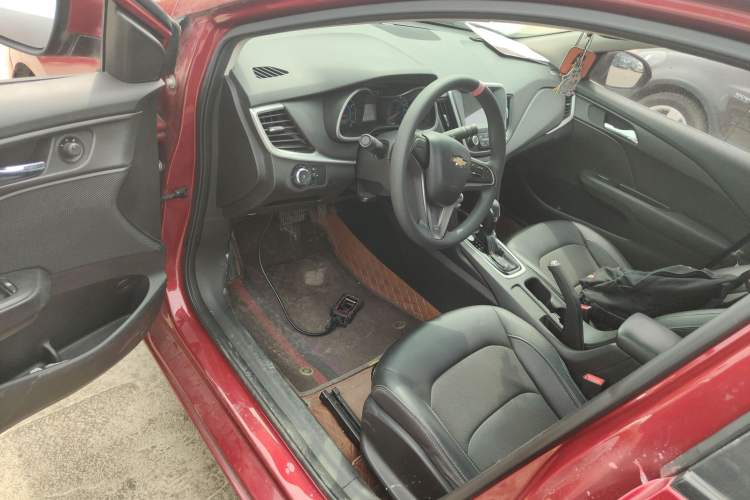 Used Chevrolet Cavalier 2016 1.5L Automatic Xinyue Edition Driver Seat