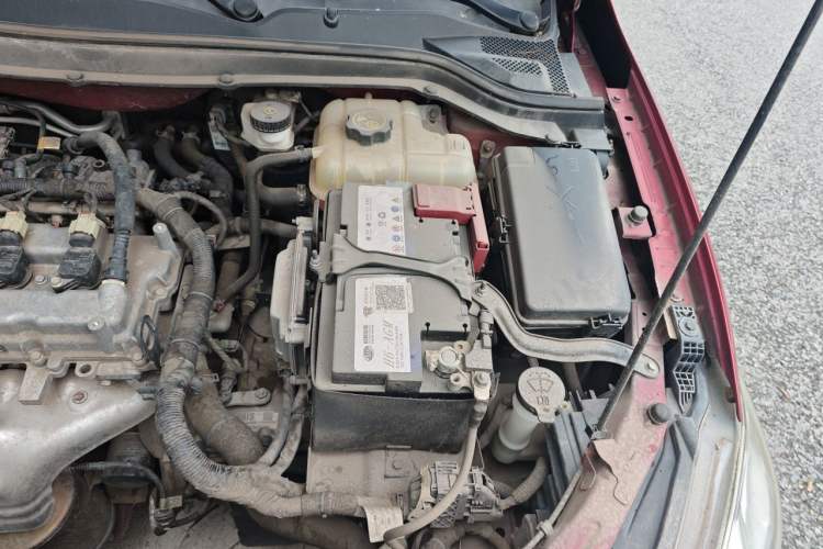 Used Chevrolet Cavalier 2016 1.5L Automatic Xinyue Edition Engine Bay Left