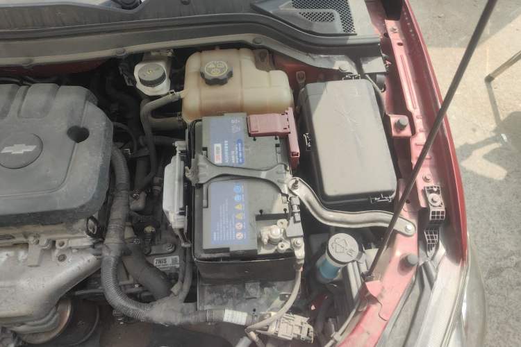 Used Chevrolet Cavalier 2016 1.5L Automatic Xinsong Edition Engine Bay Left