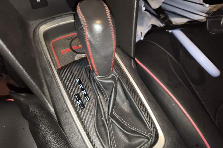 Used Chevrolet Cavalier 2016 1.5L Automatic Xinyue Edition Gear Lever