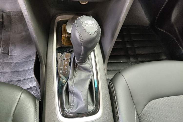 Used Chevrolet Cavalier 2016 1.5L Automatic Xinyue Edition Gear Lever