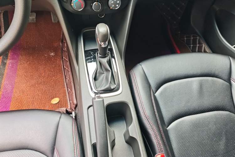 Used Chevrolet Cavalier 2016 1.5L Automatic Enjoyment Edition Gear Lever
