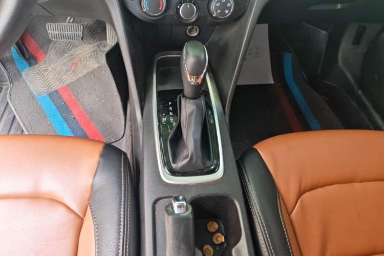 Used Chevrolet Cavalier 2016 1.5L Automatic Enjoyment Edition Gear Lever