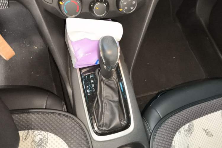 Used Chevrolet Cavalier 2016 1.5L Automatic Xinyue Edition Gear Lever