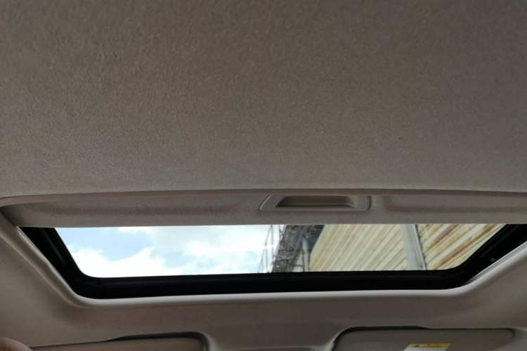 Used Chevrolet Cavalier 2016 1.5L Automatic Xinsong Edition Headliner