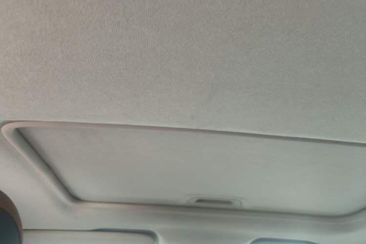 Used Chevrolet Cavalier 2016 1.5L Automatic Xinsong Edition Headliner