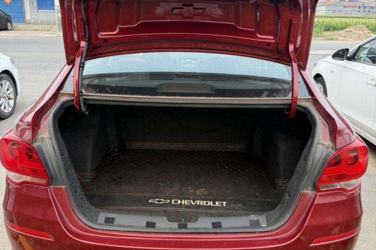 Used Chevrolet Cavalier 2016 1.5L Automatic Xinsong Edition Interior 8