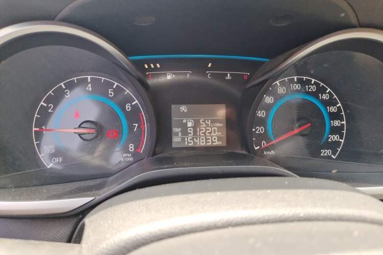 Used Chevrolet Cavalier 2016 1.5L Manual Xinyue Edition Odometer Close Up