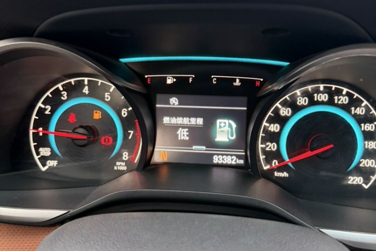 Used Chevrolet Cavalier 2016 1.5L Automatic Xinsong Edition Odometer Close Up