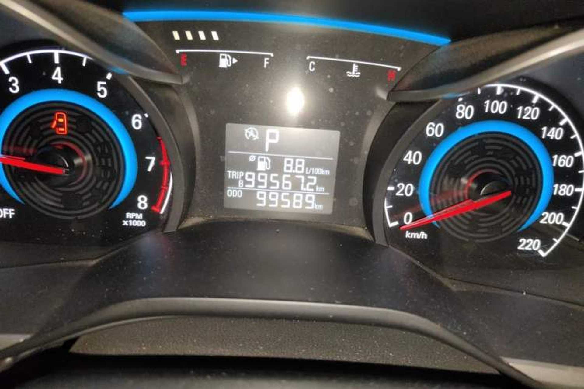 Used Chevrolet Cavalier 2016 1.5L Automatic Xinyue Edition Odometer Close Up