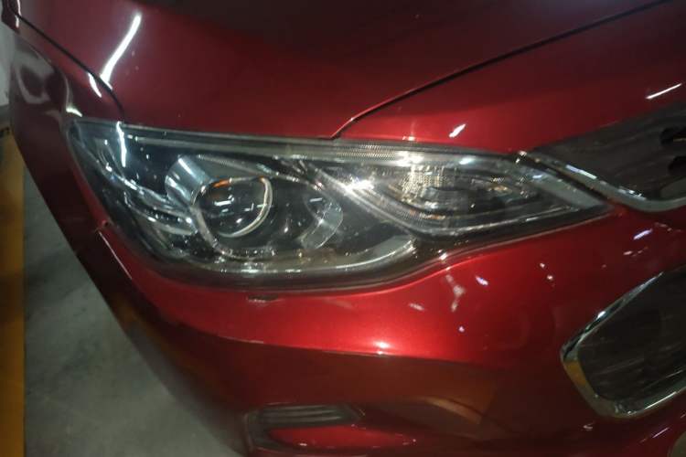 Used Chevrolet Cavalier 2016 1.5L Automatic Xinyue Edition Right Front Headlight