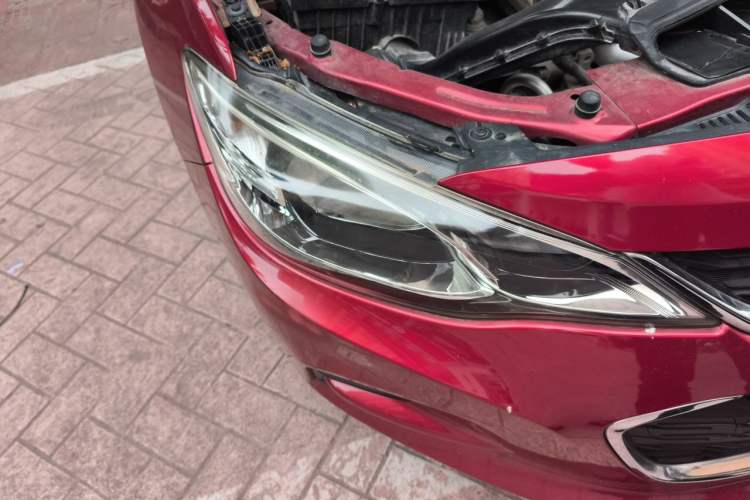 Used Chevrolet Cavalier 2016 1.5L Manual Enjoyment Edition Right Front Headlight