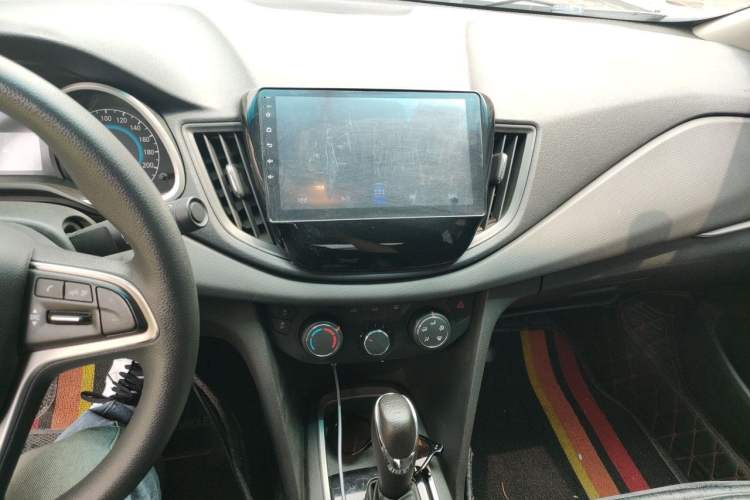 Used Chevrolet Cavalier 2016 1.5L Automatic Xinyue Edition Audio And AC Panel