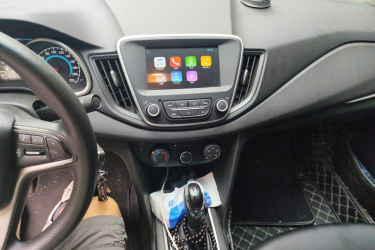 Used Chevrolet Cavalier 2016 1.5L Automatic Xinyue Edition Audio And AC Panel