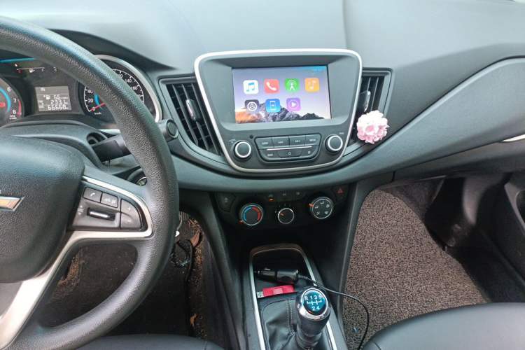 Used Chevrolet Cavalier 2016 1.5L Manual Xinyue Edition Audio And AC Panel