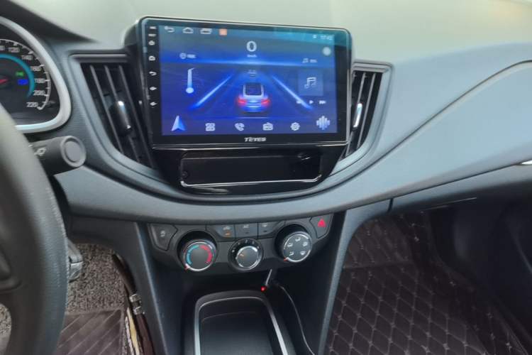Used Chevrolet Cavalier 2016 1.5L Manual Enjoyment Edition Audio And AC Panel