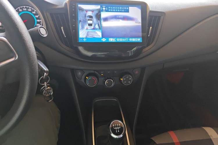 Used Chevrolet Cavalier 2016 1.5L Manual Enjoyment Edition Audio And AC Panel