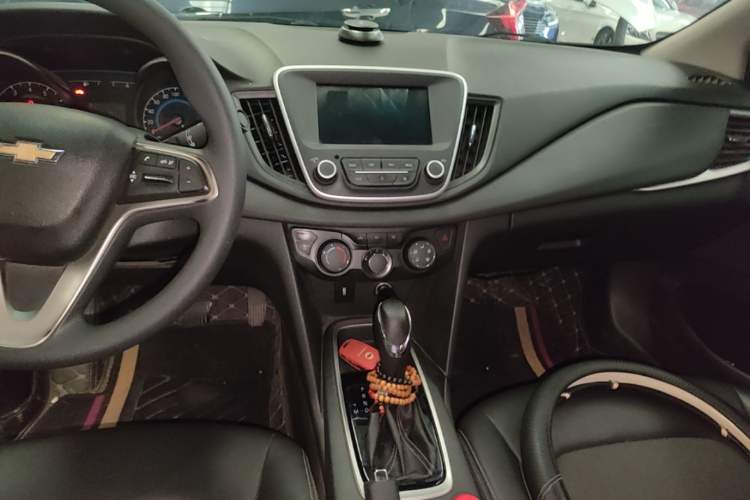 Used Chevrolet Cavalier 2016 1.5L Automatic Xinyue Edition Audio And AC Panel