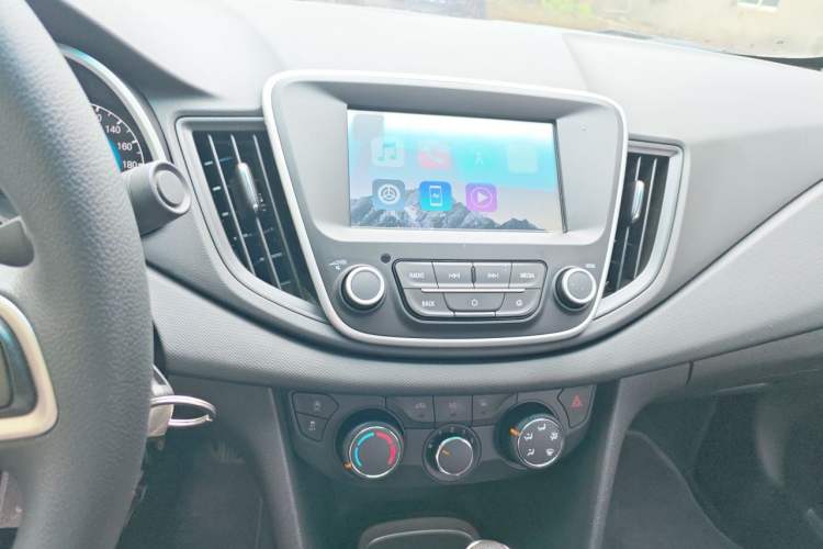 Used Chevrolet Cavalier 2016 1.5L Automatic Xinyue Edition Audio And AC Panel