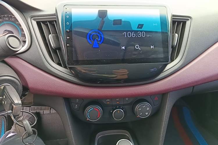 Used Chevrolet Cavalier 2016 1.5L Automatic Enjoyment Edition Audio And AC Panel