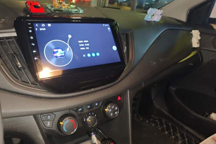 Used Chevrolet Cavalier 2016 1.5L Automatic Xinyue Edition Audio And AC Panel