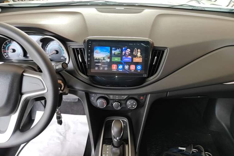 Used Chevrolet Cavalier 2016 1.5L Automatic Enjoyment Edition Audio And AC Panel