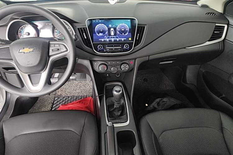 Used Chevrolet Cavalier 2016 1.5L Manual Xinyue Edition Audio And AC Panel