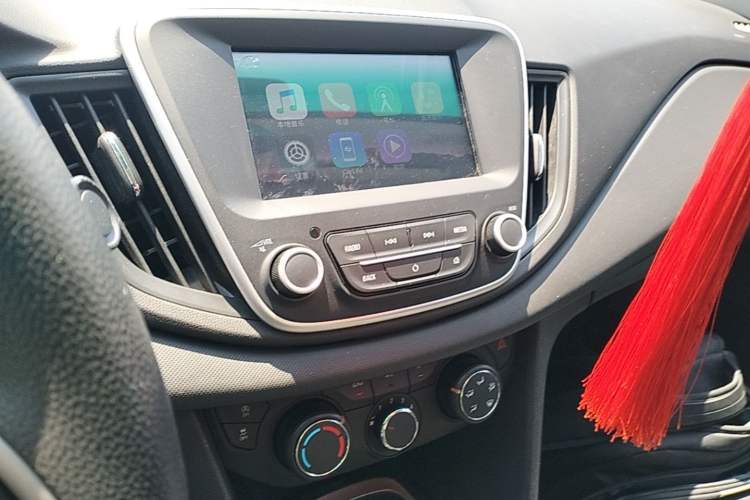 Used Chevrolet Cavalier 2016 1.5L Automatic Xinyue Edition Audio And AC Panel