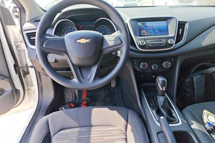 Used Chevrolet Cavalier 2016 1.5L Automatic Enjoyment Edition Audio And AC Panel