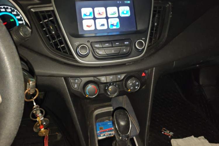 Used Chevrolet Cavalier 2016 1.5L Automatic Xinyue Edition Audio And AC Panel