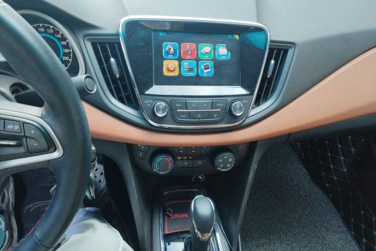Used Chevrolet Cavalier 2016 1.5L Automatic Xinsong Edition Audio And AC Panel